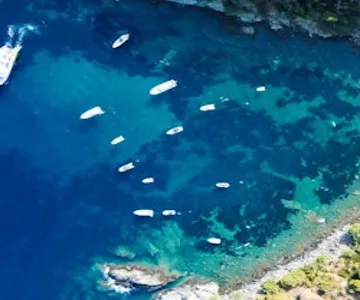 Cadaqués: Cliff and Sea Tour with a Paradisiacal Bath